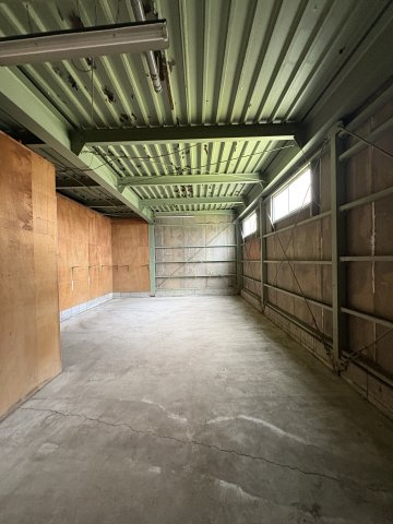 久喜青葉住居付店舗倉庫のその他|1F裏手側倉庫