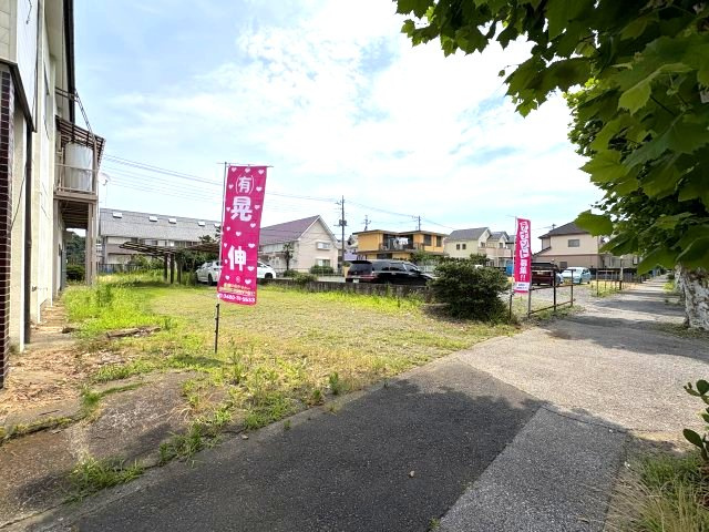 久喜青葉住居付店舗倉庫の駐車場
