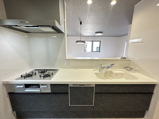 明石市朝霧町2丁目新築戸建の前面道路含む現地写真