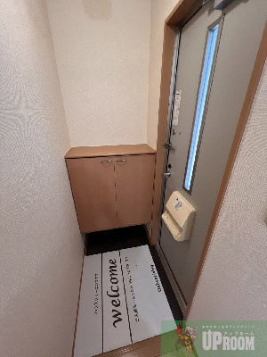 フロイデ山本の玄関