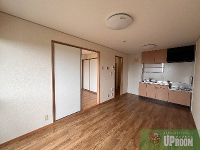 フロイデ山本の居間・リビング