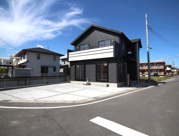 ブルーミングガーデン前橋市後家町3棟ー①の画像