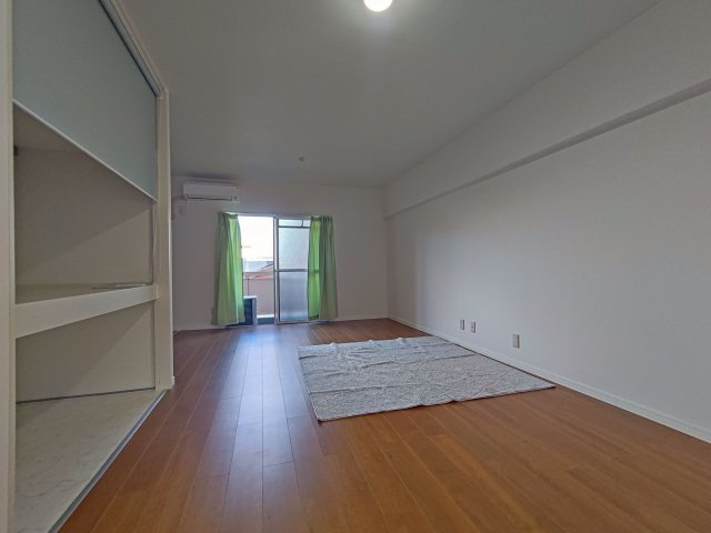 三和第7マンションの寝室