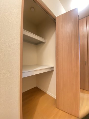 メゾンマスト盛南中央Ⅱの収納