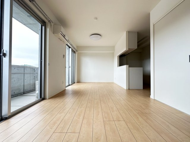 Calm.esの居間・リビング