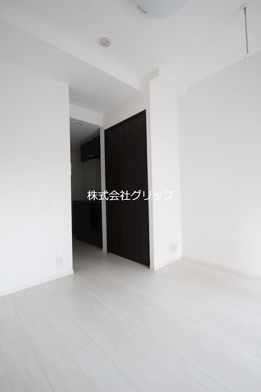 S-RESIDENCE横濱阪東橋の洋室