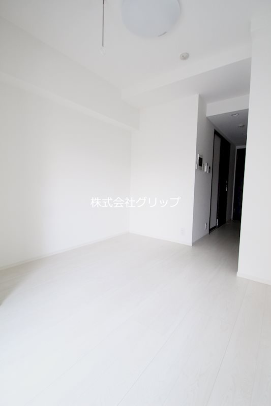 S-RESIDENCE横濱阪東橋の洋室