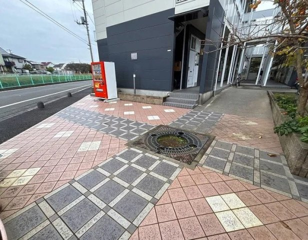 レオパレスヒロオパレスⅣのエントランス
