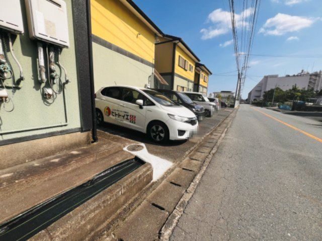 梅野コーポ3の駐車場