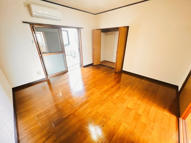 梅野コーポ3の居間・リビング