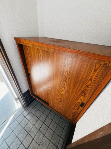 梅野コーポ3の玄関|玄関収納です。