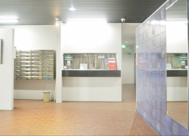 老松コープのエントランス