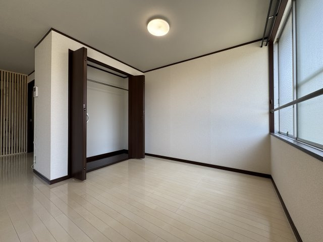 コーポ幸の洋室