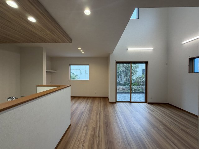 【居間・リビング】