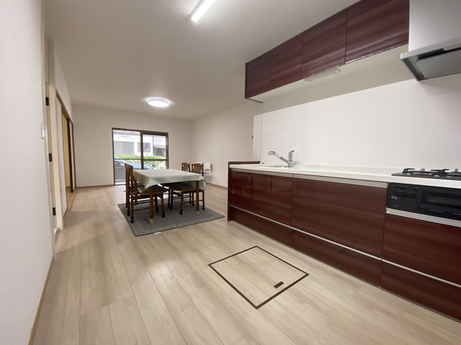 【キッチン】 | 東区長嶺東8丁目