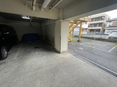 【駐車場】 | メゾンリヴィエール道場北