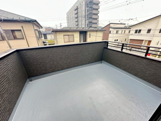 【展望】 | グランファミーロ清見台　新築戸建　木更津駅 | 前に高い建物がないので陽当たりを遮ることもなく、周囲からの目を気にせずに洗濯物を干しておくことができます。
スペースも充分に確保され陽当たりも良いので、小さなガーデニングスペースとしても活用できます♪