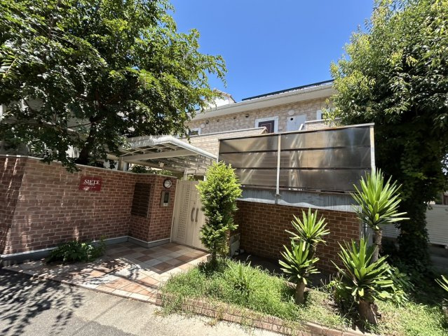 シエテ淡路のエントランス