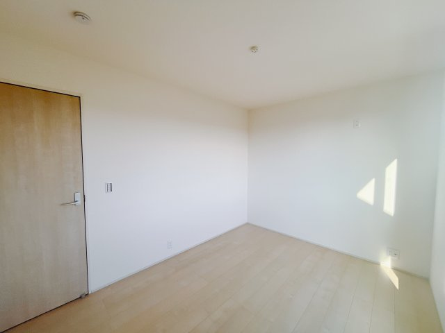 【新築戸建】第3前橋青柳の洋室|子供部屋のメリットは「自立心を養うことができる」「自分で整理整頓できるようになる」そして、お子様が成長した際には「プライバシーを確保できる」といい事だらけ♪