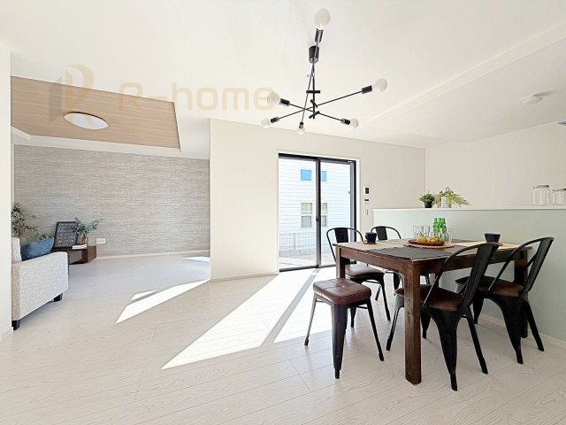 土浦市おおつ野3期　新築戸建て　1号棟の外観|広々としたLDK♪充分な広さがあり、ご家族でインテリアのレイアウトを考えるのも楽しみですね！