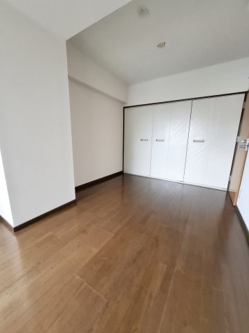 HACHIBUSE鳴尾の寝室|7帖