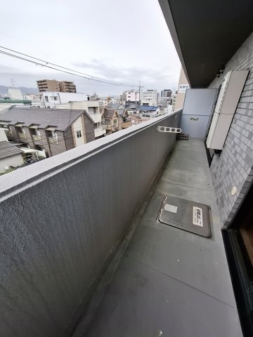 HACHIBUSE鳴尾のバルコニー