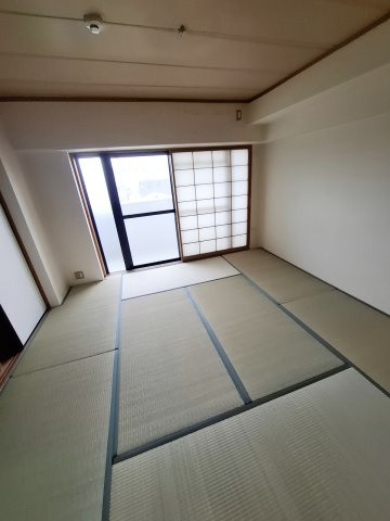 HACHIBUSE鳴尾の和室