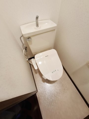 HACHIBUSE鳴尾のトイレ