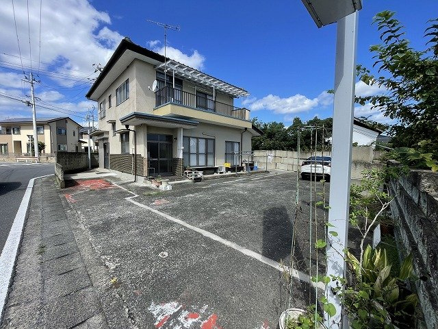 勿来町窪田町通　飲食店舗付き住宅　メイン道路沿い　５ＤＫ＋店舗★　の外観|外観もきれいです