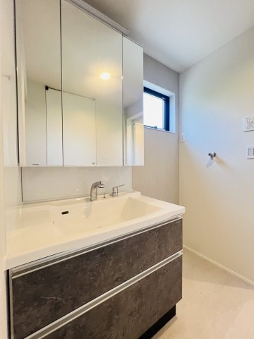 デザインを纏う湘南・辻堂Lifeのキッチン