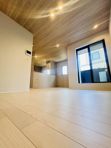 デザインを纏う湘南・辻堂Lifeの居間・リビング