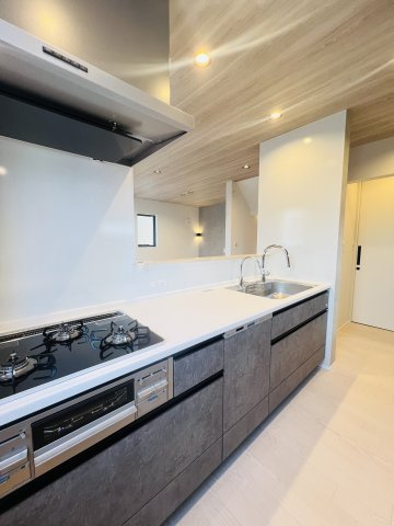 デザインを纏う湘南・辻堂Lifeのキッチン
