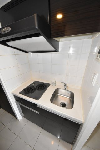 エスライズ難波EASTのキッチン