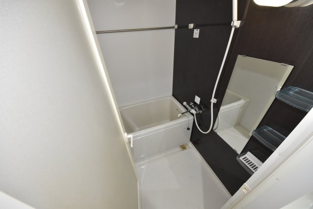 エスライズ難波EASTの浴室