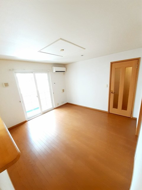 アルカンシェル　Ｂの居間・リビング|居室・リビング