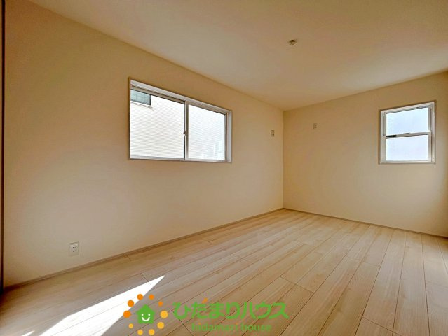 久喜栗橋東　新築一戸建て　03　リーブルガーデンの寝室|7.5帖の主寝室です！