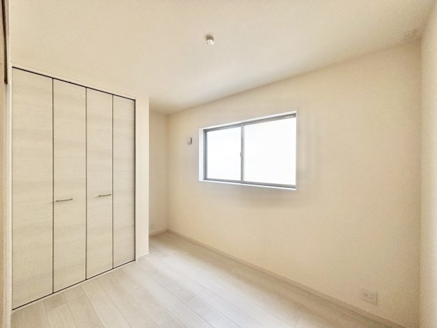 リーブルガーデン碧南第59三宅町　全4棟　新築戸建の洋室