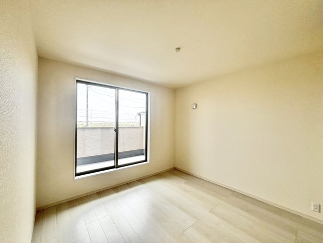 リーブルガーデン碧南第59三宅町　全4棟　新築戸建の洋室