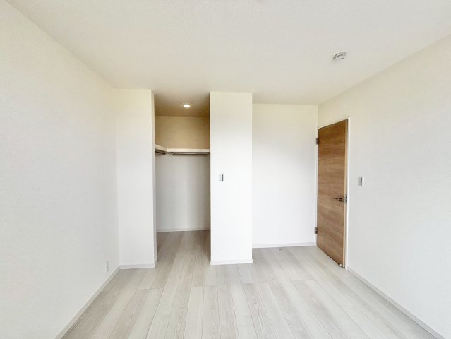 リーブルガーデン碧南第59三宅町　全4棟　新築戸建の洋室