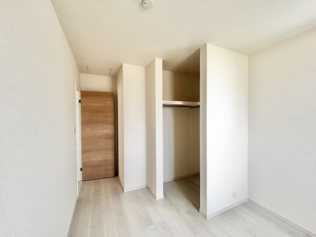 リーブルガーデン碧南第59三宅町　全4棟　新築戸建の洋室
