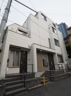 【外観】 | 駅近ですが周辺は落ち着いた住宅街で環境◎