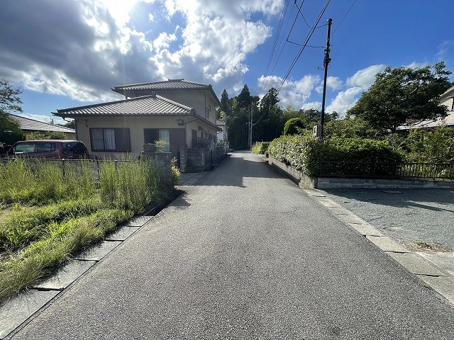 大久町大久字板木沢　自然豊か　海竜の里公園近く　高台　★　売地の前面道路含む現地写真