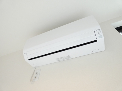 【寝室】 | Ellery Moriyama