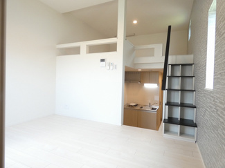 【居間・リビング】 | Ellery Moriyama