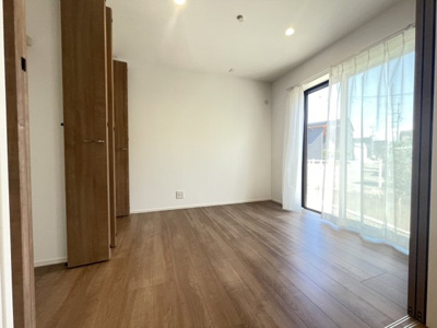 【洋室】 | 沖田町　エクリュ　②号棟 | 洋室①