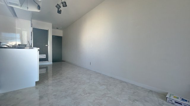 アークビルの洋室