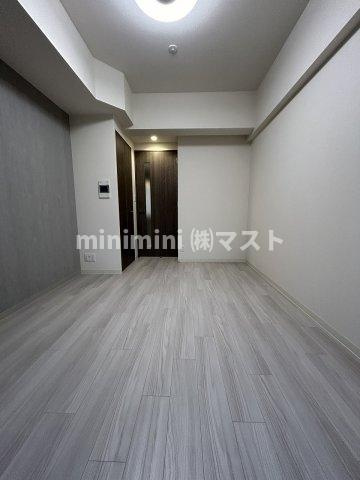 大阪市福島区海老江７丁目の賃貸マンションの居間・リビング