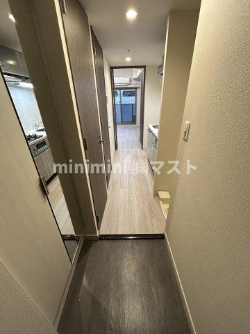 大阪市福島区海老江７丁目の賃貸マンションの玄関