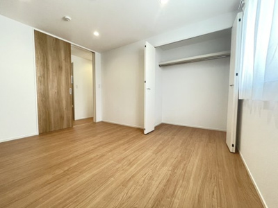 【寝室】 | 沖田町　エクリュ　③号棟