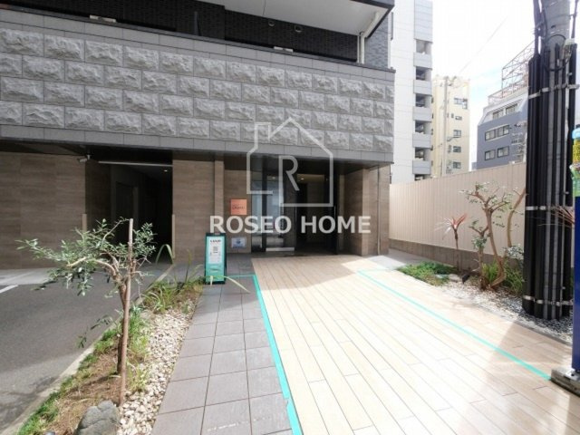 CAVANA梅田北のエントランス